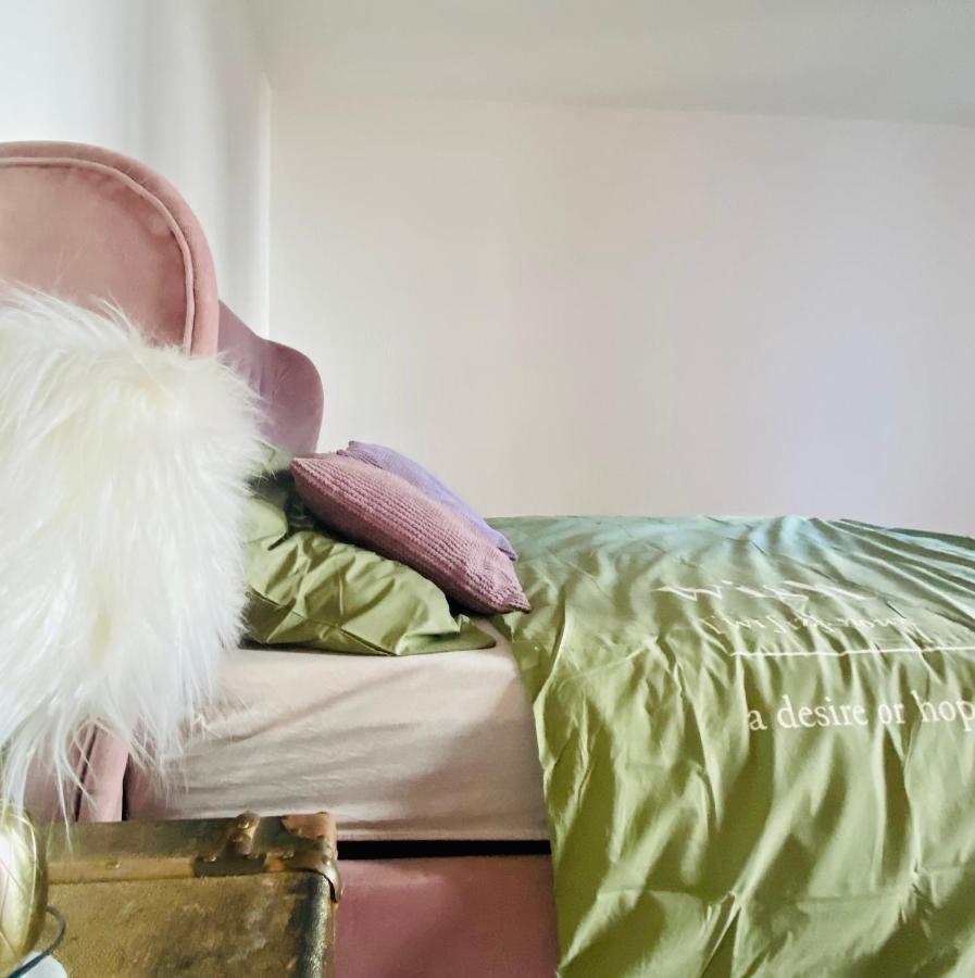 Cozy & Charming City Apartment Wina Bagian luar foto